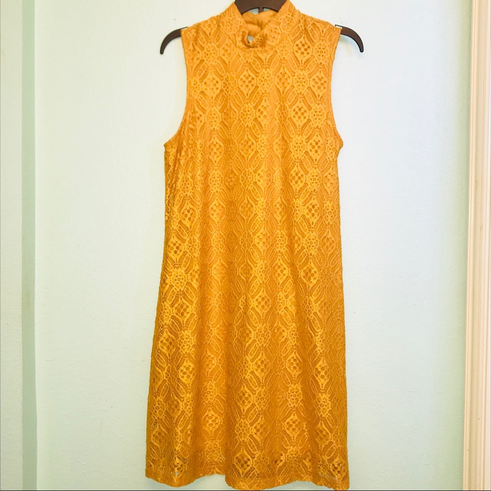 Fall yellow collard dress